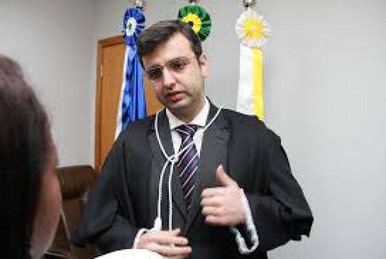 Juiz Ricardo Frazon Menegucci